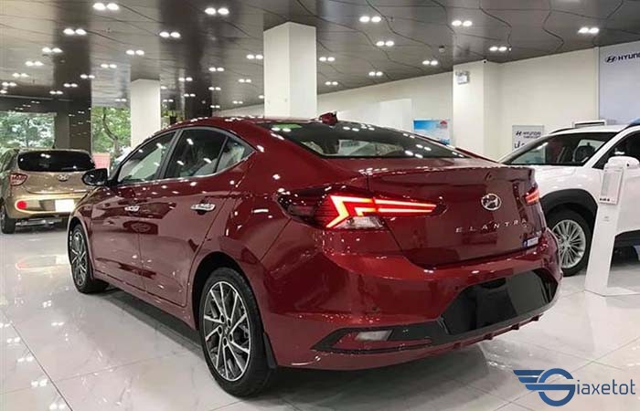 Cho thuê xe tự lái Elantra 2019 STĐ