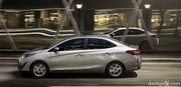 Xe tự lái Toyota Vios